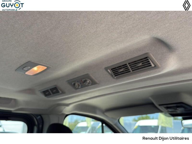 Renault Trafic Combi