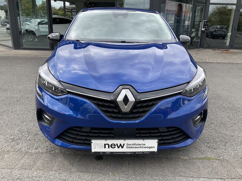 Fahrzeugabbildung Clio *Navigation*Winterpaket* Bild 9 von 21