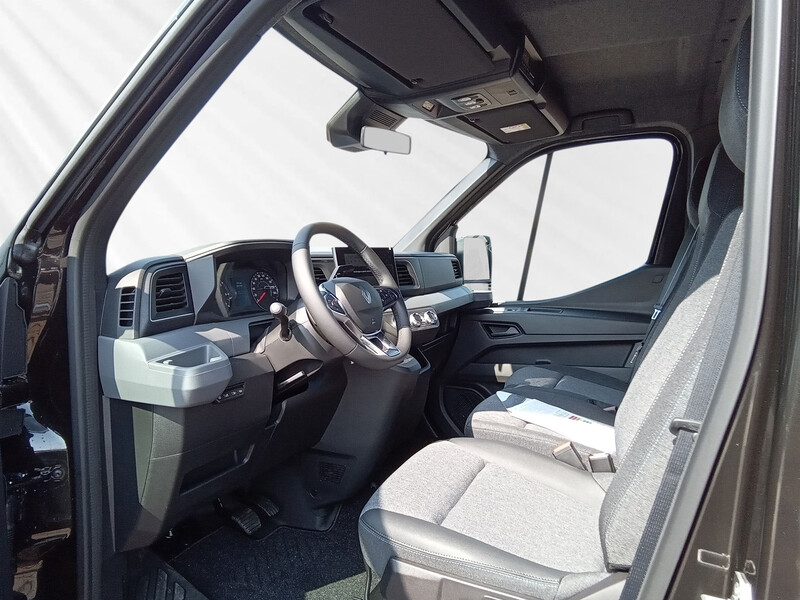 Fahrzeugabbildung Master FWD Kasten extra L2H2 3,5t Blue dCi 170 AT Euro6 Bild 9 von 9