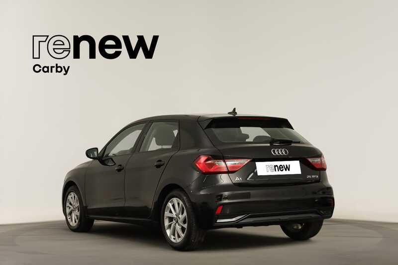 AUDI A1 A1 SB 25 TFSI Advanced — photo 4