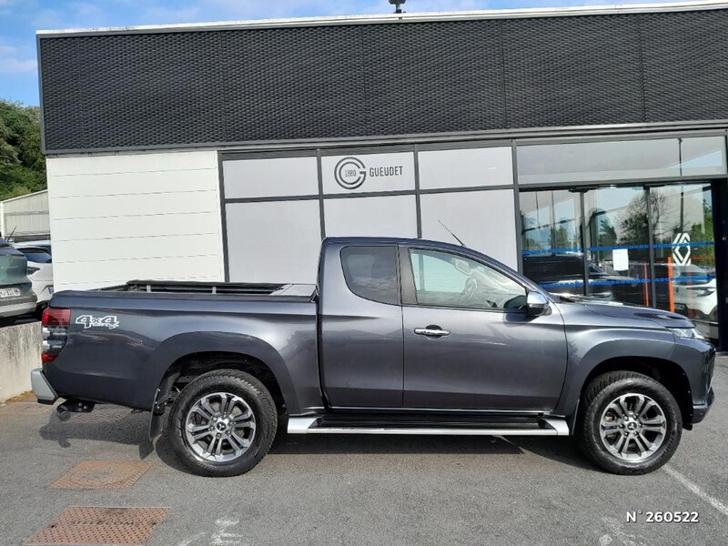 Mitsubishi L200 Club CAB