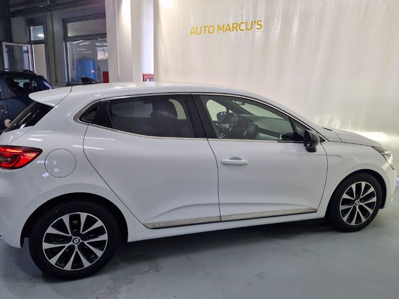 RENAULT Clio 2023 — imagine 29