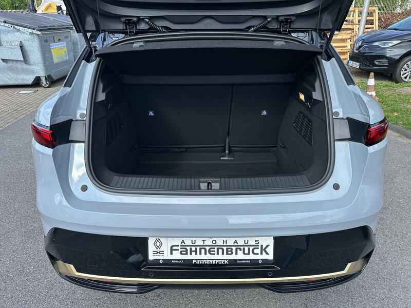 Fahrzeugabbildung Megane E-TECH 360° Navi Bild 8 von 19