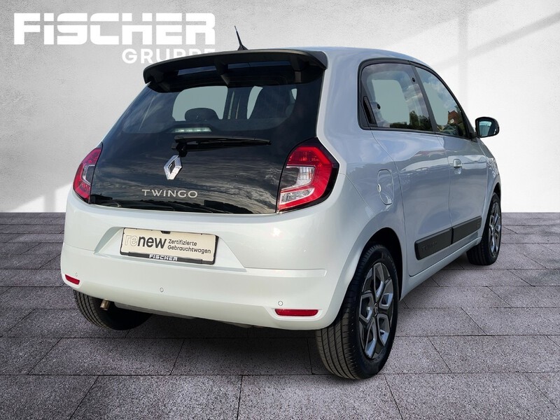 Fahrzeugabbildung Twingo SHZ Kamera Navi Bild 4 von 16