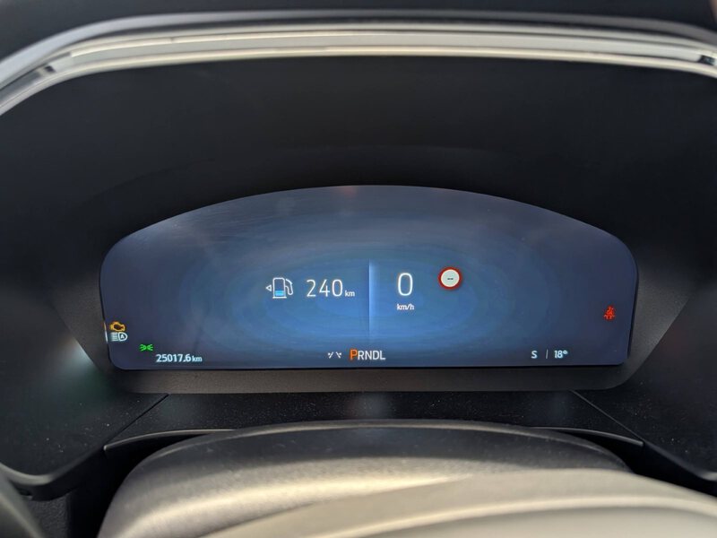 Fahrzeugabbildung Kuga 1.5 EcoBoost ST-Line X 4-Jahre FGS Bild 19 von 47