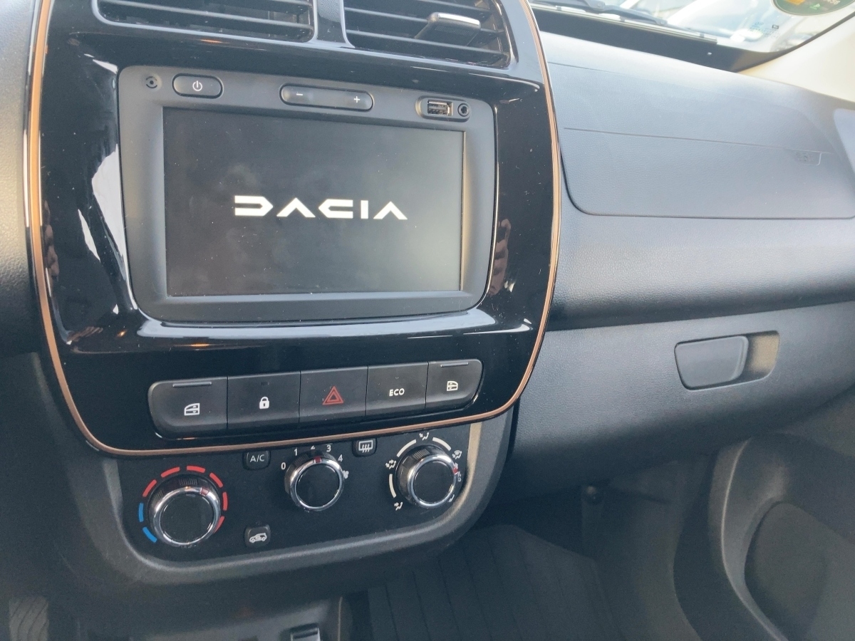 Dacia Spring – Bild 11
