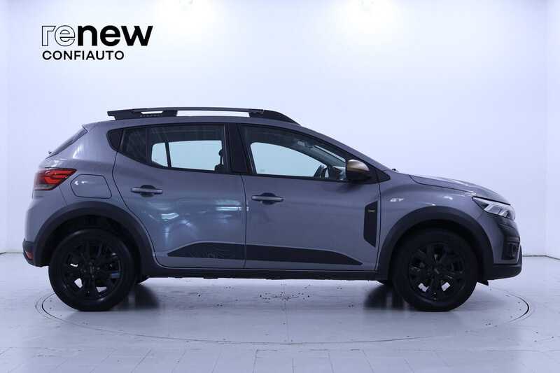 DACIA Sandero 1.0 TCe Stepway Extreme — photo 4