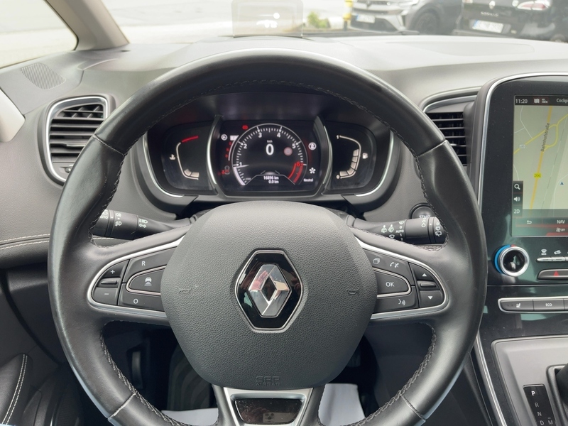 Fahrzeugabbildung Scenic IV 1.3 TCe 140 BOSE-Edition GPF Bild 9 von 15