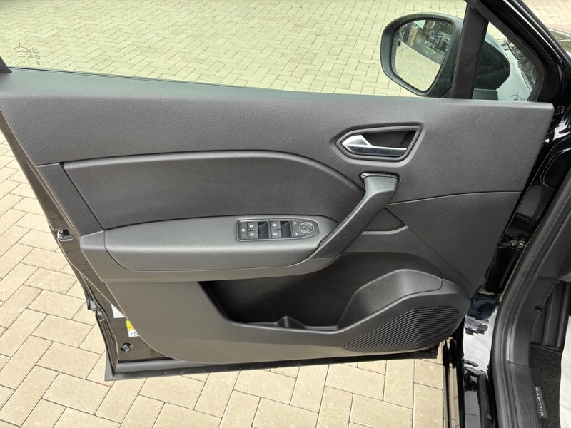 Fahrzeugabbildung Captur +Automatik+PDC+ Bild 18 von 47