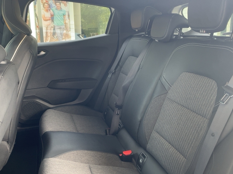 Fahrzeugabbildung Clio V 1.0 TCe 90 Intens Bild 7 von 15