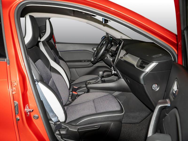 Fahrzeugabbildung Captur Kamera+Navi Bild 4 von 15