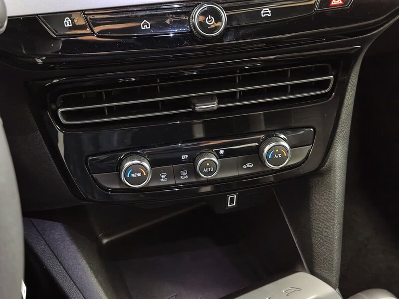 Fahrzeugabbildung Mokka 1.2 Turbo GS Kamera Bluetooth Bild 19 von 35