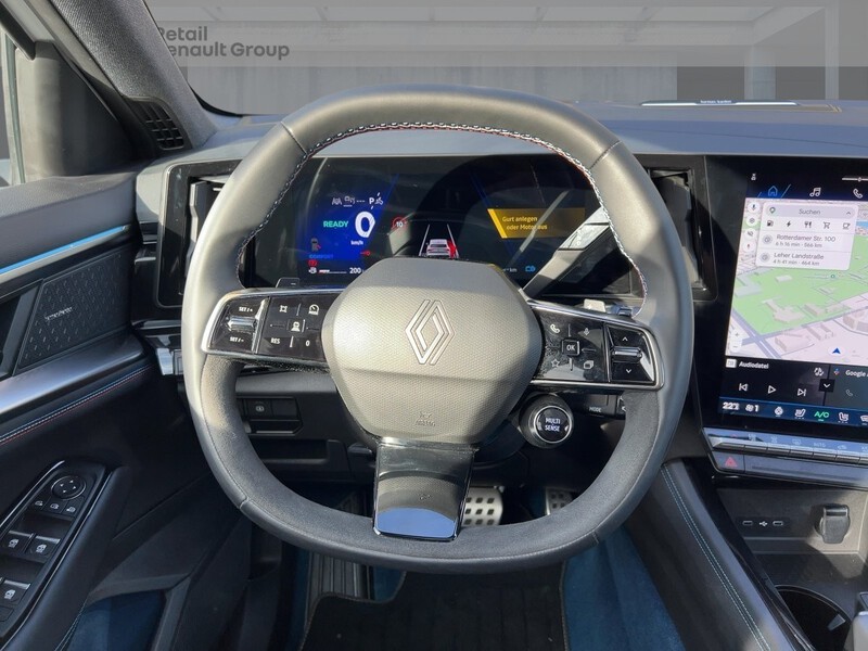 Fahrzeugabbildung Rafale 1.2 Plug-in Hybrid Atelier Alpine 300 Bild 11 von 30