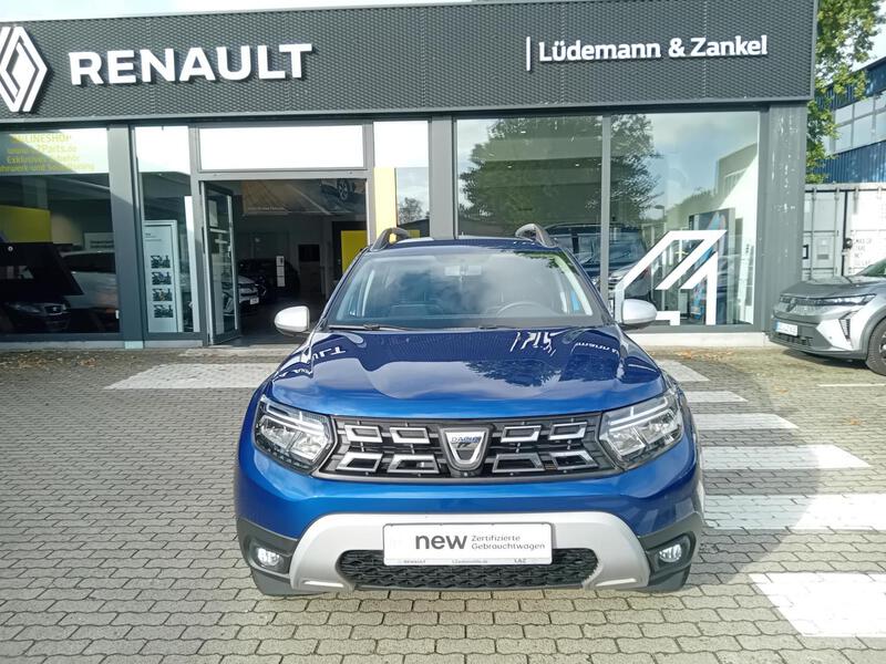 Fahrzeugabbildung Duster Abn.AHK,GJR,Kamera Bild 8 von 15