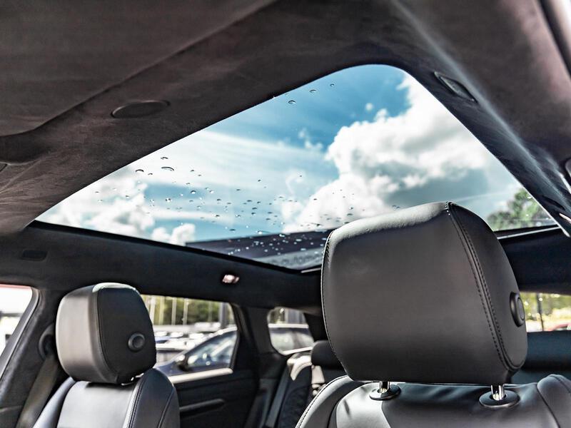 Fahrzeugabbildung Range Rover Evoque BLACK P. Bild 7 von 20