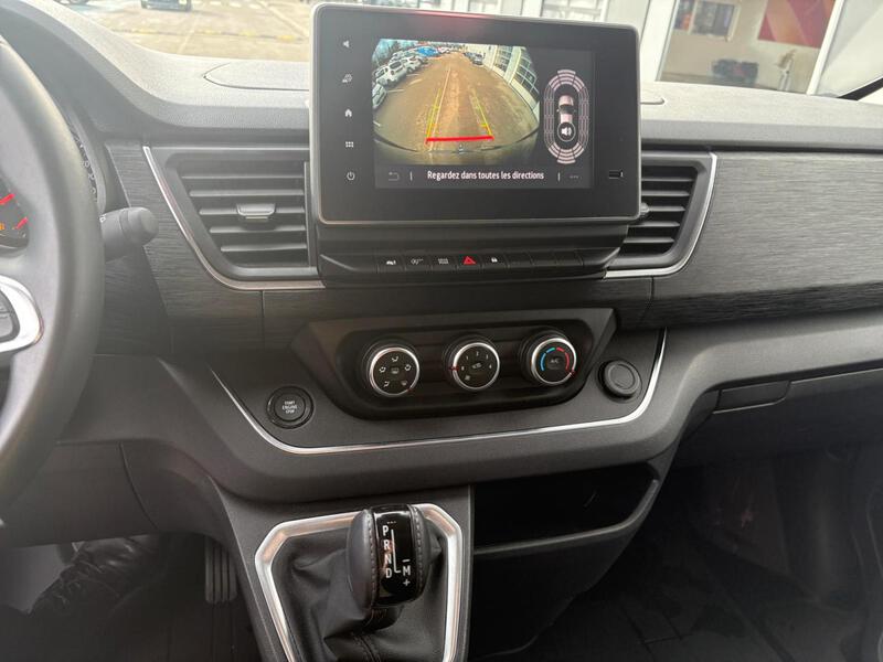 Renault Trafic Combi
