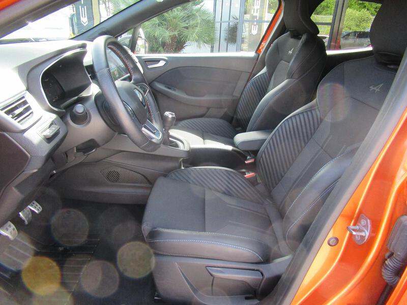 Renault Clio V