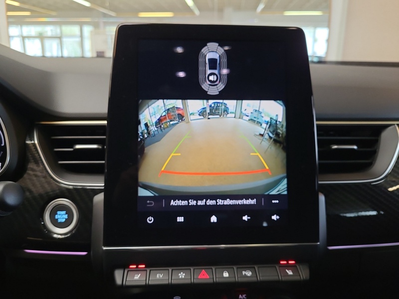 Fahrzeugabbildung Arkana E-TECH 145 E-Tech*AHK*NAVI* Bild 13 von 15