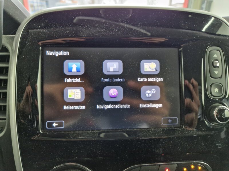 Fahrzeugabbildung Vivaro B Kasten 1.6 CDTI Biturbo L2H1 2.9t AHK Bild 19 von 33