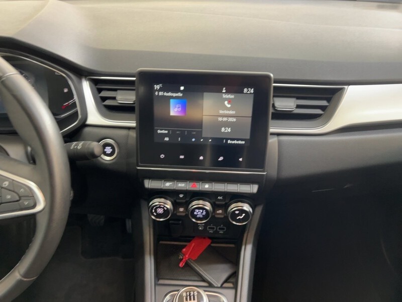 Fahrzeugabbildung Captur Apple CarPlay PDC KLIMA Bild 12 von 23