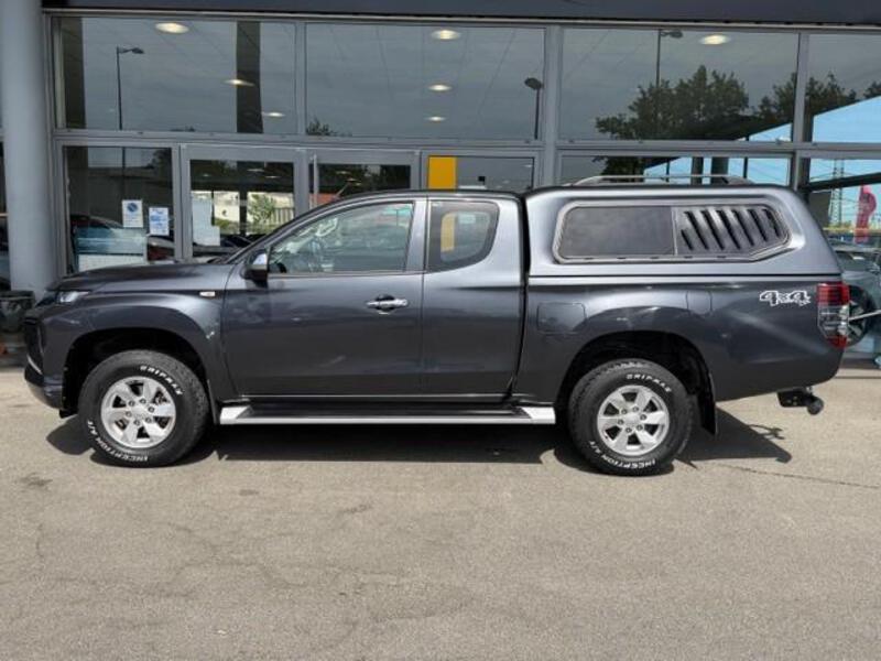 Mitsubishi L200 Club CAB