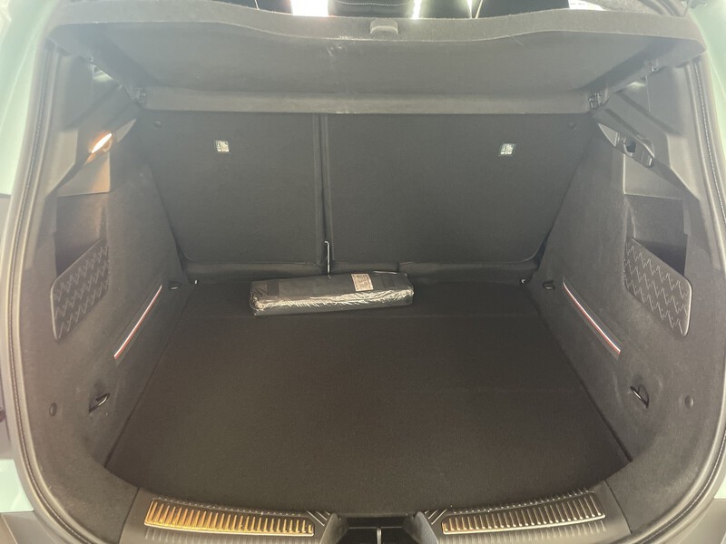 Fahrzeugabbildung R 4 Comfort Range Bild 27 von 50