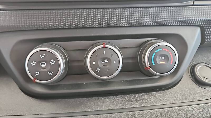 Renault Trafic Combi