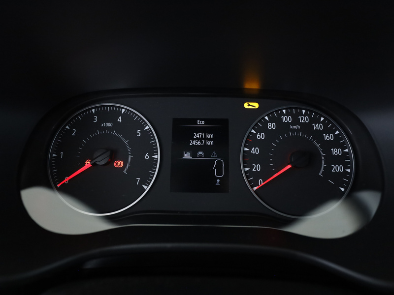 Fahrzeugabbildung Sandero Navi Klima SHZ Alu Bild 7 von 10