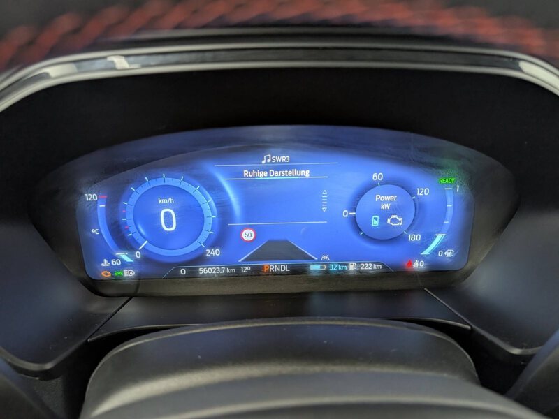 Fahrzeugabbildung Kuga 2.5 PHEV ST-Line X HUD B&O AHK ACC Pano Bild 19 von 45