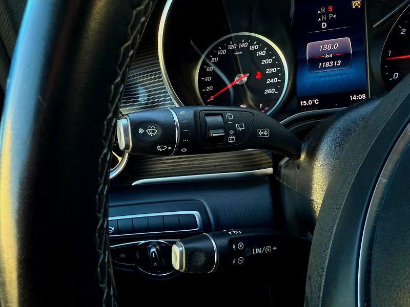 MERCEDES-BENZ V-Class 2022 — imagine 61