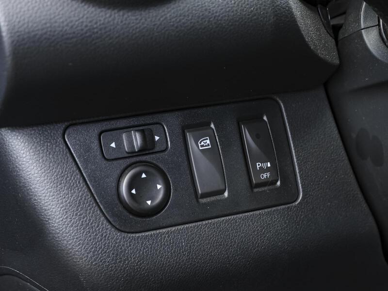 Fahrzeugabbildung Spring NAVI PDC KLIMA CCS GJR Bild 9 von 15