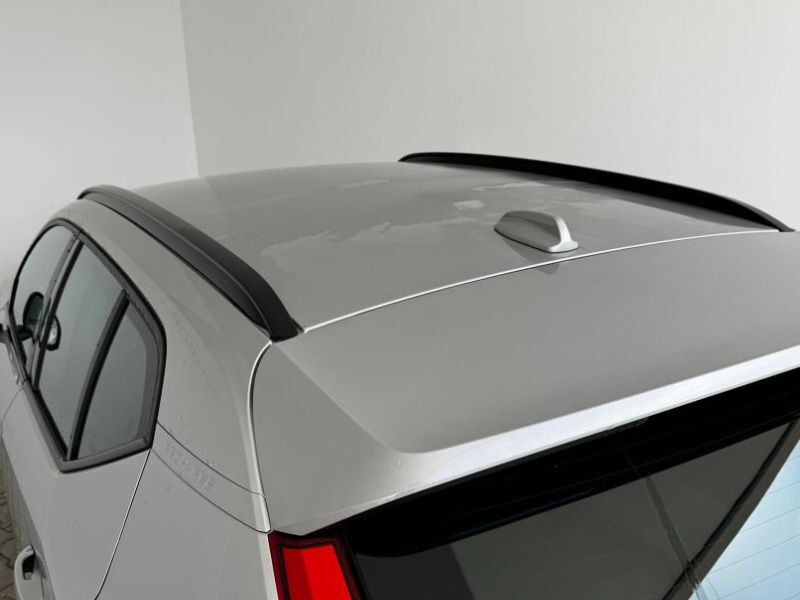 VOLVO XC40 2023 — imagine 44