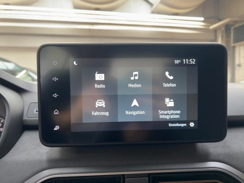 Fahrzeugabbildung Sandero Stepway Extreme TCe 90 CVT Bild 14 von 21