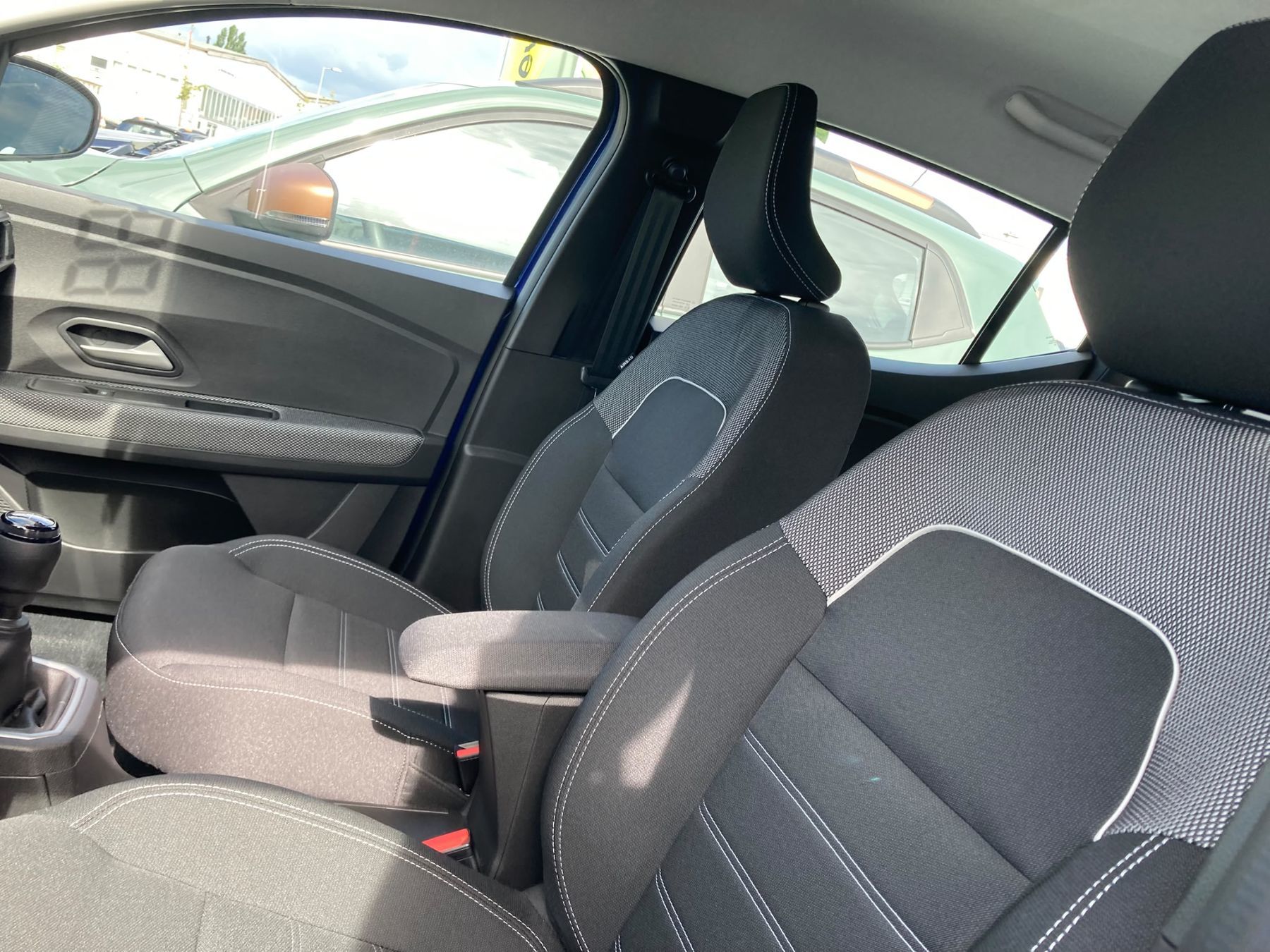 Dacia Sandero – Bild 18