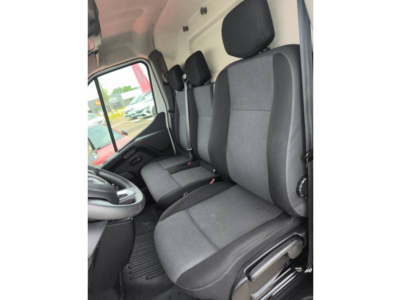 Renault Master III