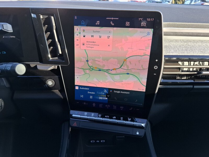 Fahrzeugabbildung Austral Techno Full Hybrid E-Tech 200 Bild 26 von 44