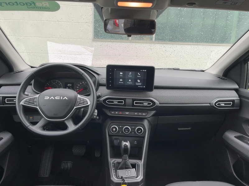 Fahrzeugabbildung Sandero Journey TCe 90 CVT+NAVI+KAMERA+SHZG+LED+CARPLAY+ Bild 8 von 15