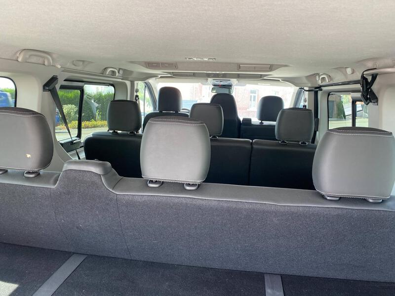 Renault Trafic Combi