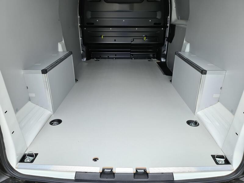Fahrzeugabbildung Scudo KLIMA*CARPLAY*KAMERA Bild 6 von 16