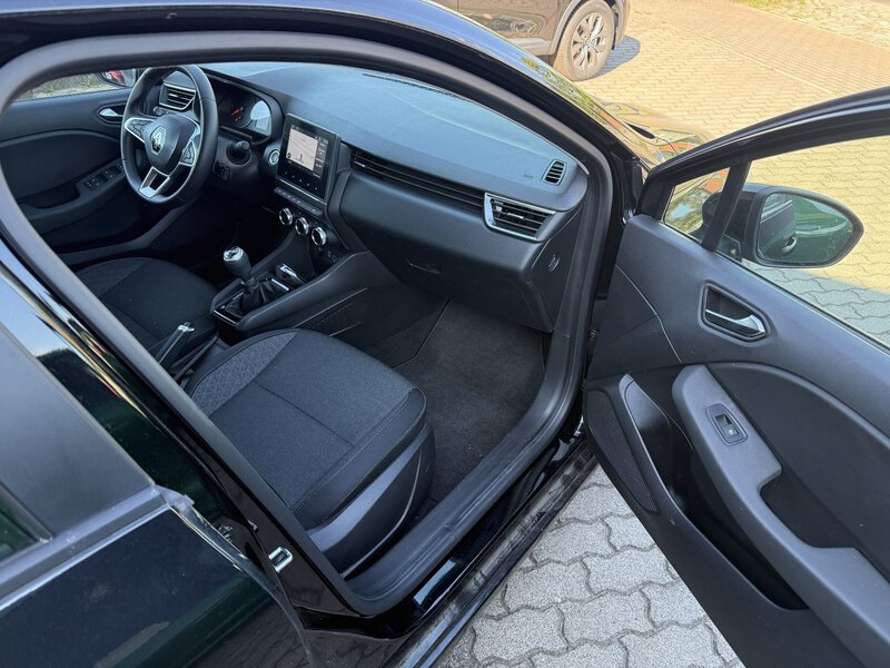 Fahrzeugabbildung Clio BUSINESS EDITION TCe 90*Klima*Radio*PDC*Navi Bild 7 von 20