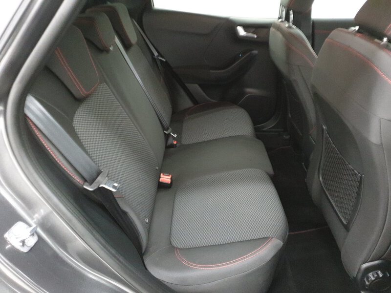 Fahrzeugabbildung Puma 1.0 EcoBoost MHEV ST-Line Bild 11 von 24