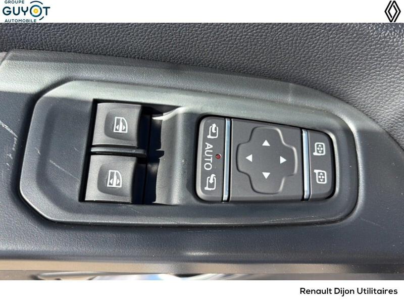 Renault Trafic Combi