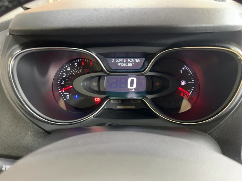 Fahrzeugabbildung Captur SHZ KLIMA LED-Tagfahrlicht Tagfahrlicht Bild 17 von 23