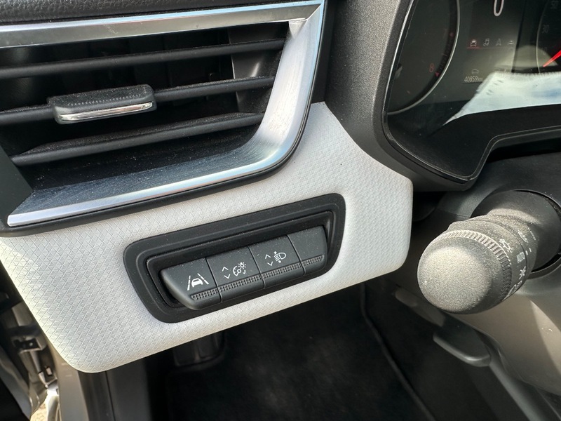 Fahrzeugabbildung Clio *Klima*PDC Hi* Bild 20 von 20
