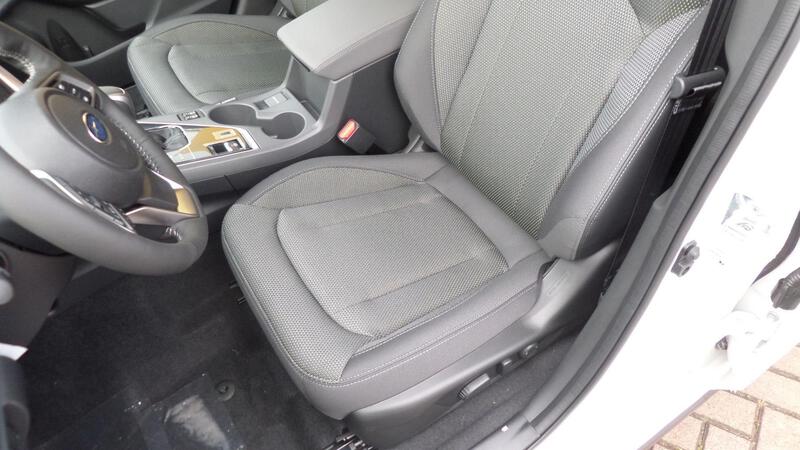 Fahrzeugabbildung Crosstrek Winterpaket, Kamera, Navi Bild 8 von 15