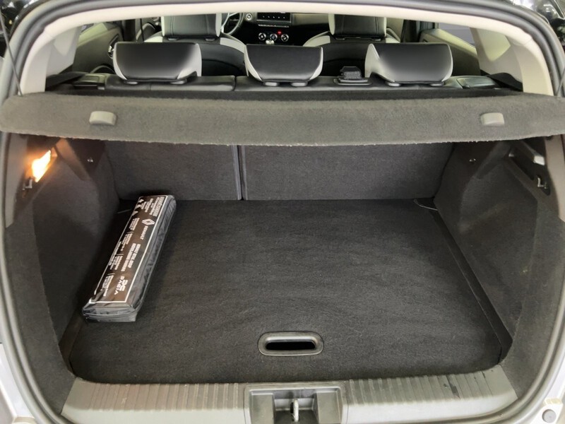 Fahrzeugabbildung Captur Apple CarPlay SHZ PDC KLIMA Bild 21 von 23