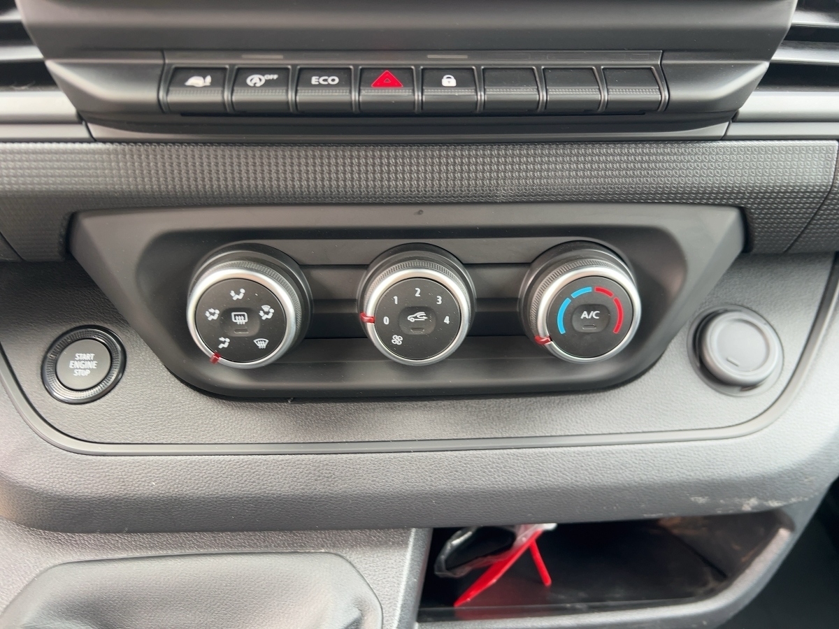 Renault Trafic – Bild 13