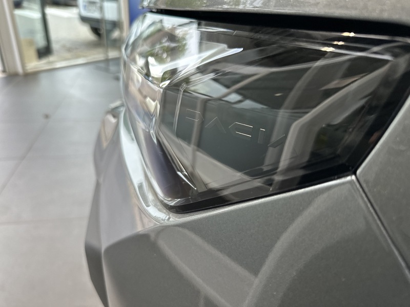 Fahrzeugabbildung Bigster Journey HYBRID 155 Bild 5 von 50