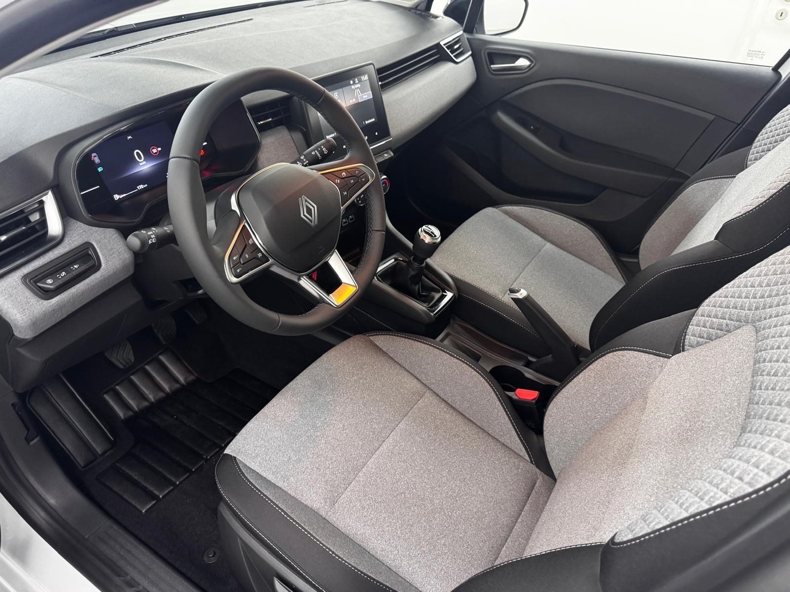 Renault Clio – Bild 30