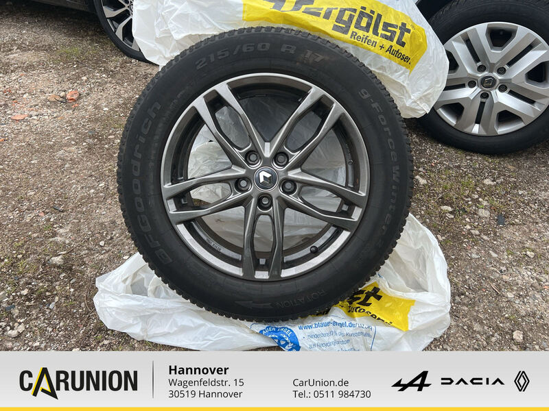 Fahrzeugabbildung Arkana INTENS E-TECH 145 Bild 20 von 20
